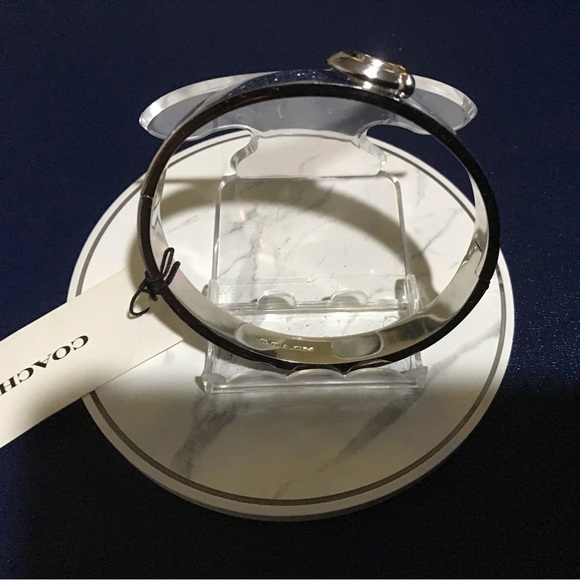 COACH BRACELET, SIGNATURE PUSH HINGED BANGLE - Picture 9 of 9